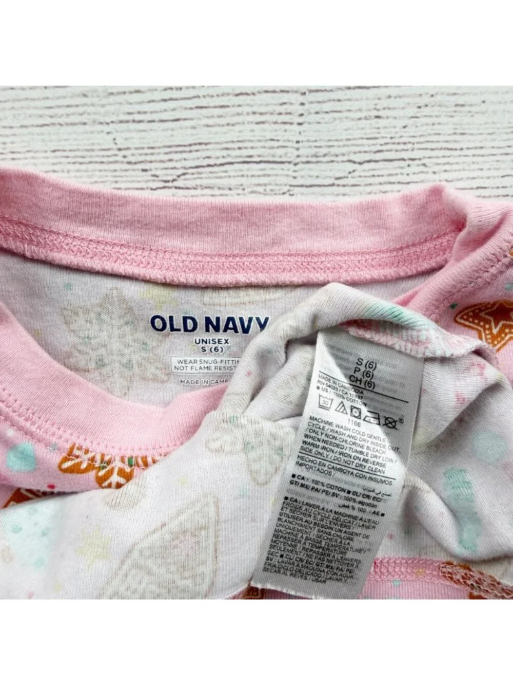 Old Navy Kids Christmas Pajama Set Pink Gingerbread House Candy Print S 6